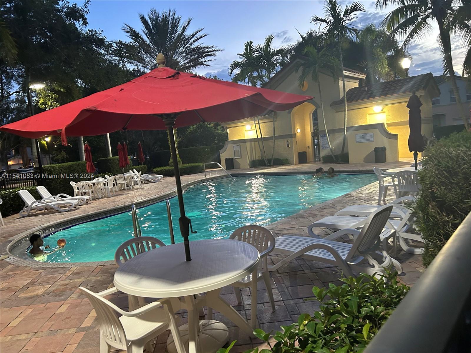 RIVIERA ISLES IV - Residential
