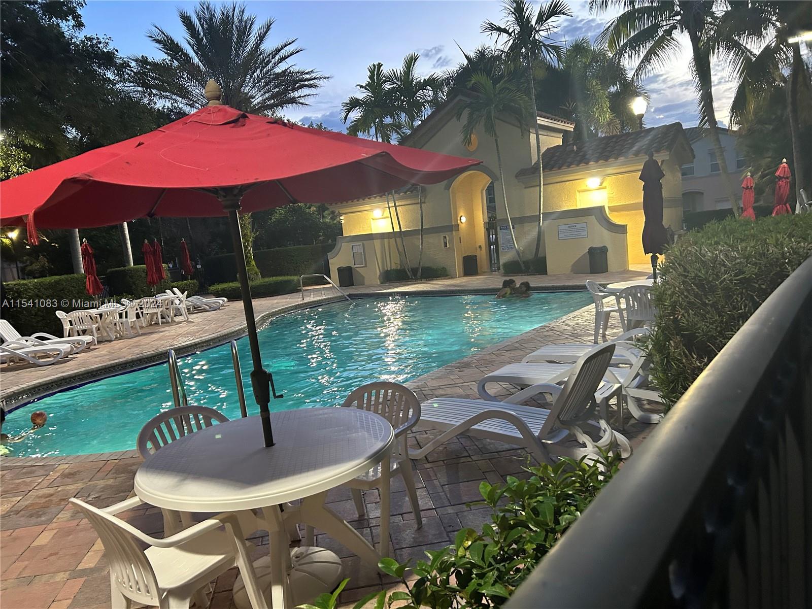 RIVIERA ISLES IV - Residential