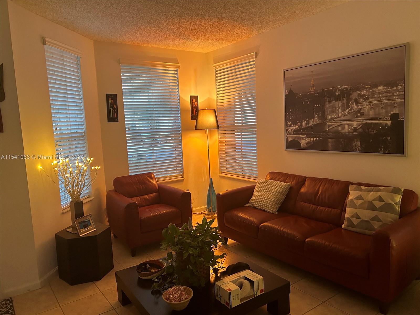 RIVIERA ISLES IV - Residential