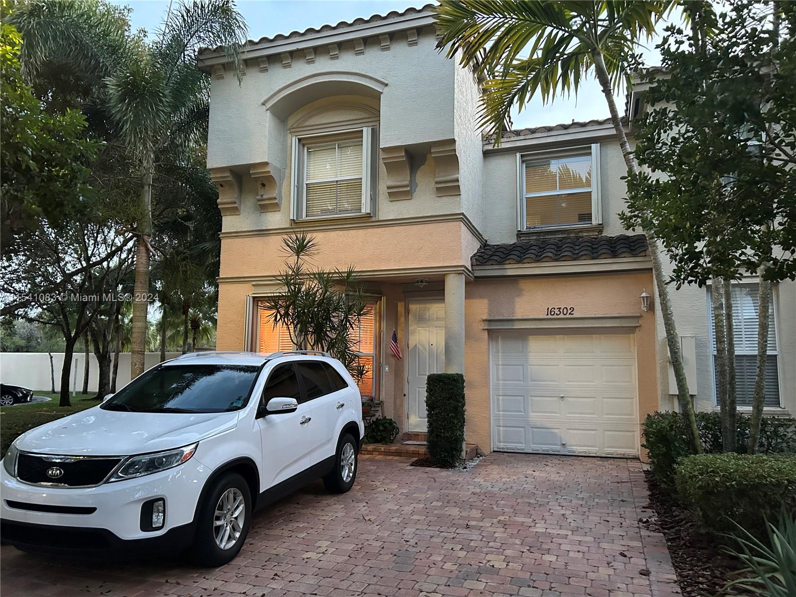 RIVIERA ISLES IV - Residential