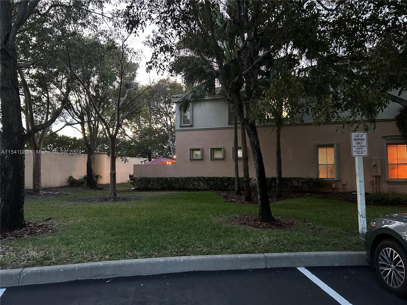 RIVIERA ISLES IV - Residential