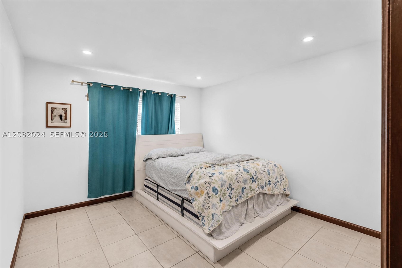 HIGHLAND LAKES SEC 2 - Residential