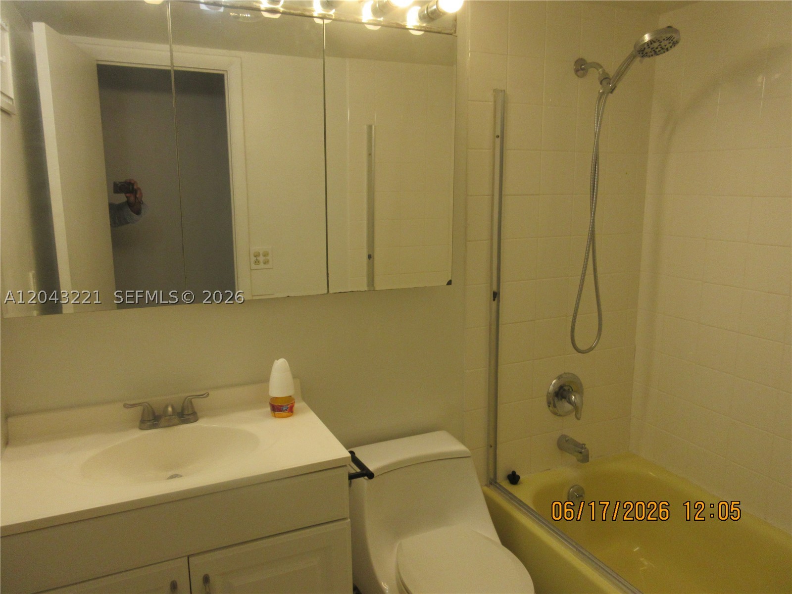 DIXIE GARDENS CONDO - Residential