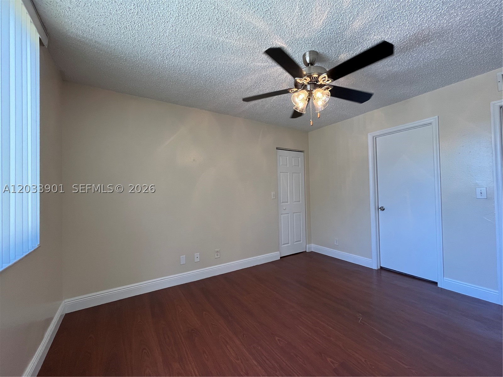 WINDWARD LAKES CONDO - Residential Lease