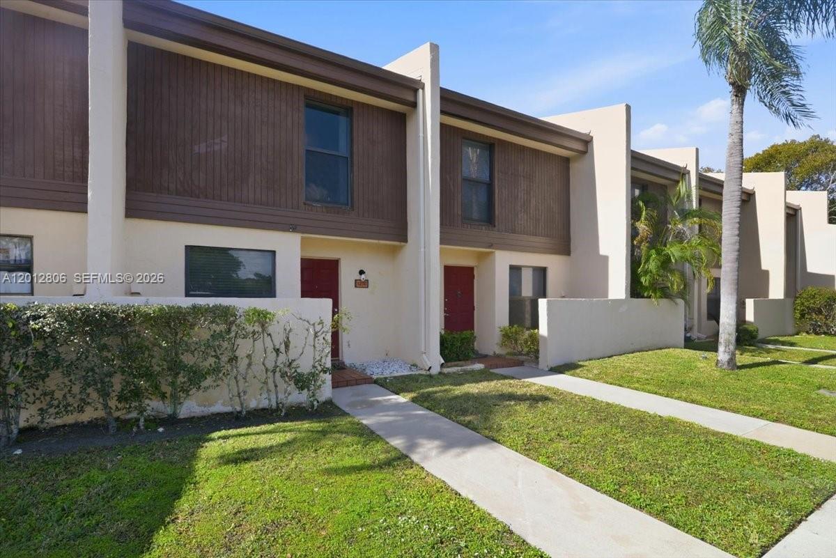 WESTVIEW CONDOMINIUM NO S - Residential