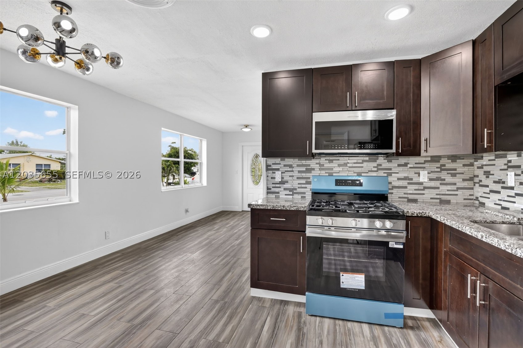 SUNRISE GOLF VILLAGE SEC - Residential