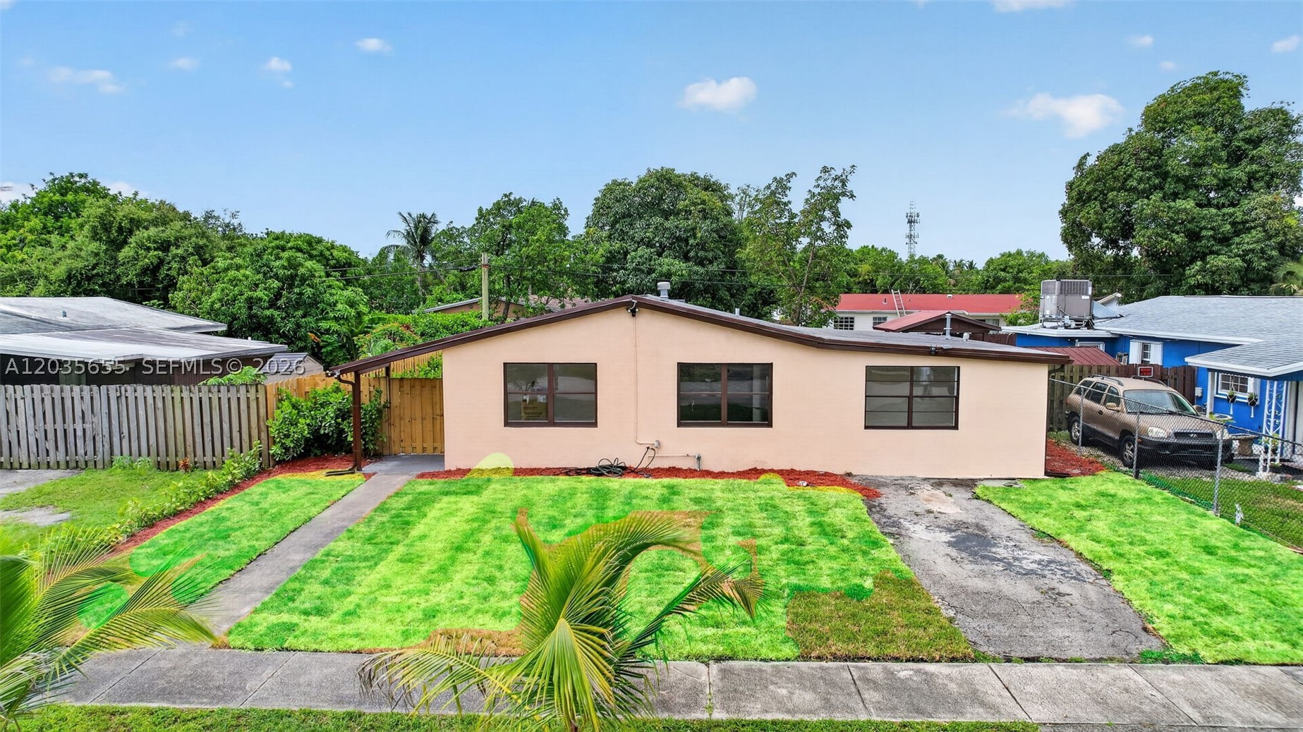 SUNRISE GOLF VILLAGE SEC - Residential