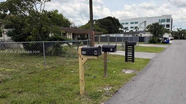 LINCOLN PARK CORR PLAT - Residential Lease