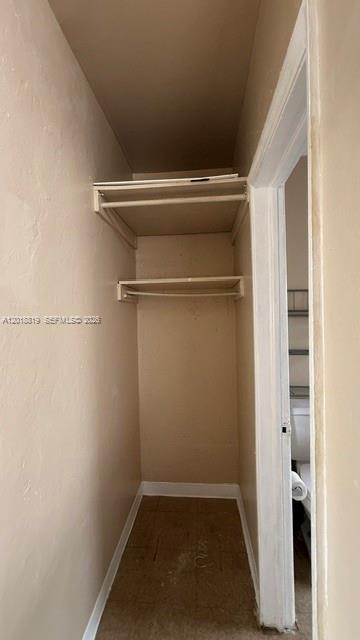 LINCOLN PARK CORR PLAT - Residential Lease