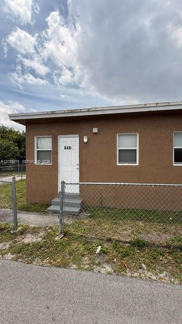 LINCOLN PARK CORR PLAT - Residential Lease