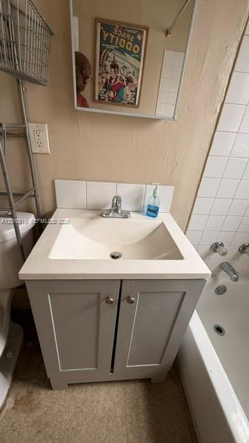 LINCOLN PARK CORR PLAT - Residential Lease