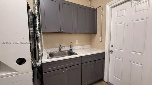 LINCOLN PARK CORR PLAT - Residential Lease