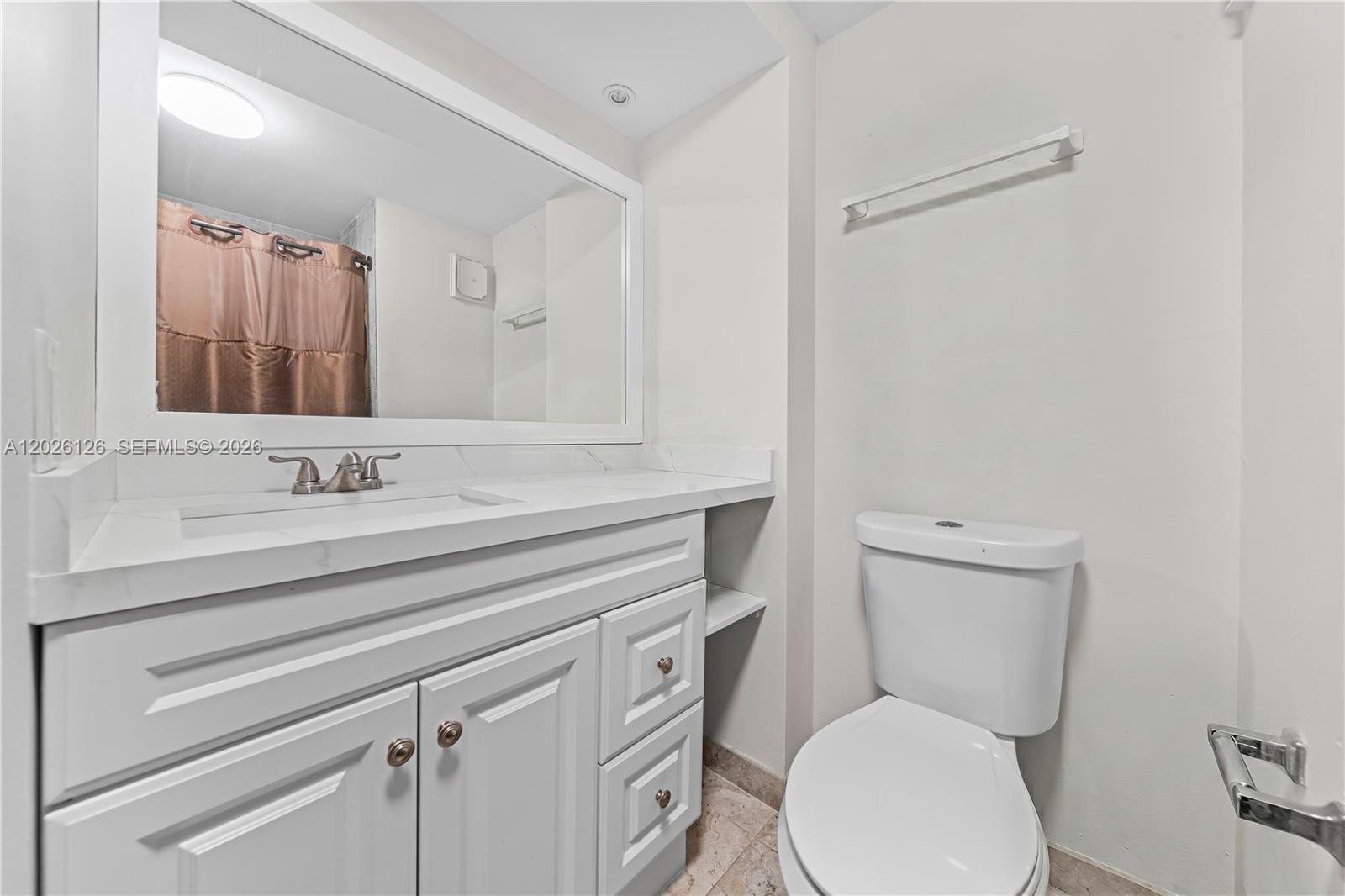 SHORES VILLAS CONDO BLDG - Residential