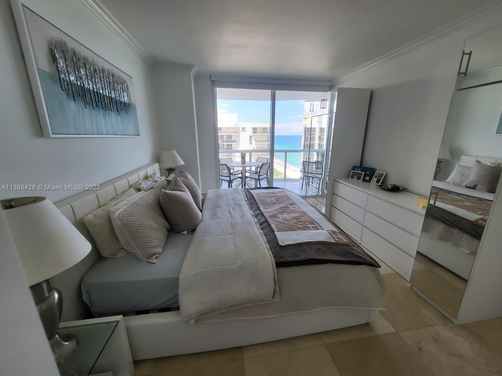 AKOYA CONDO - Residential
