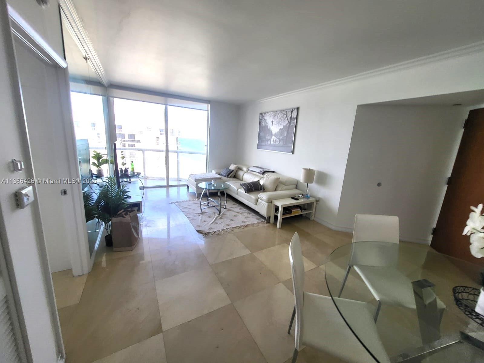 AKOYA CONDO - Residential