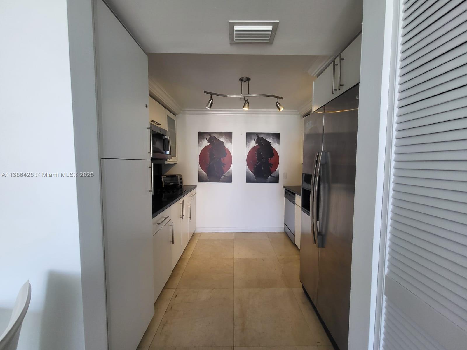 AKOYA CONDO - Residential