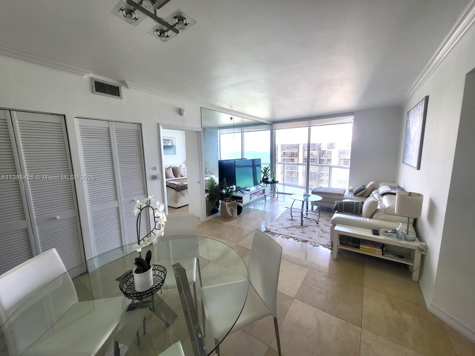 AKOYA CONDO - Residential