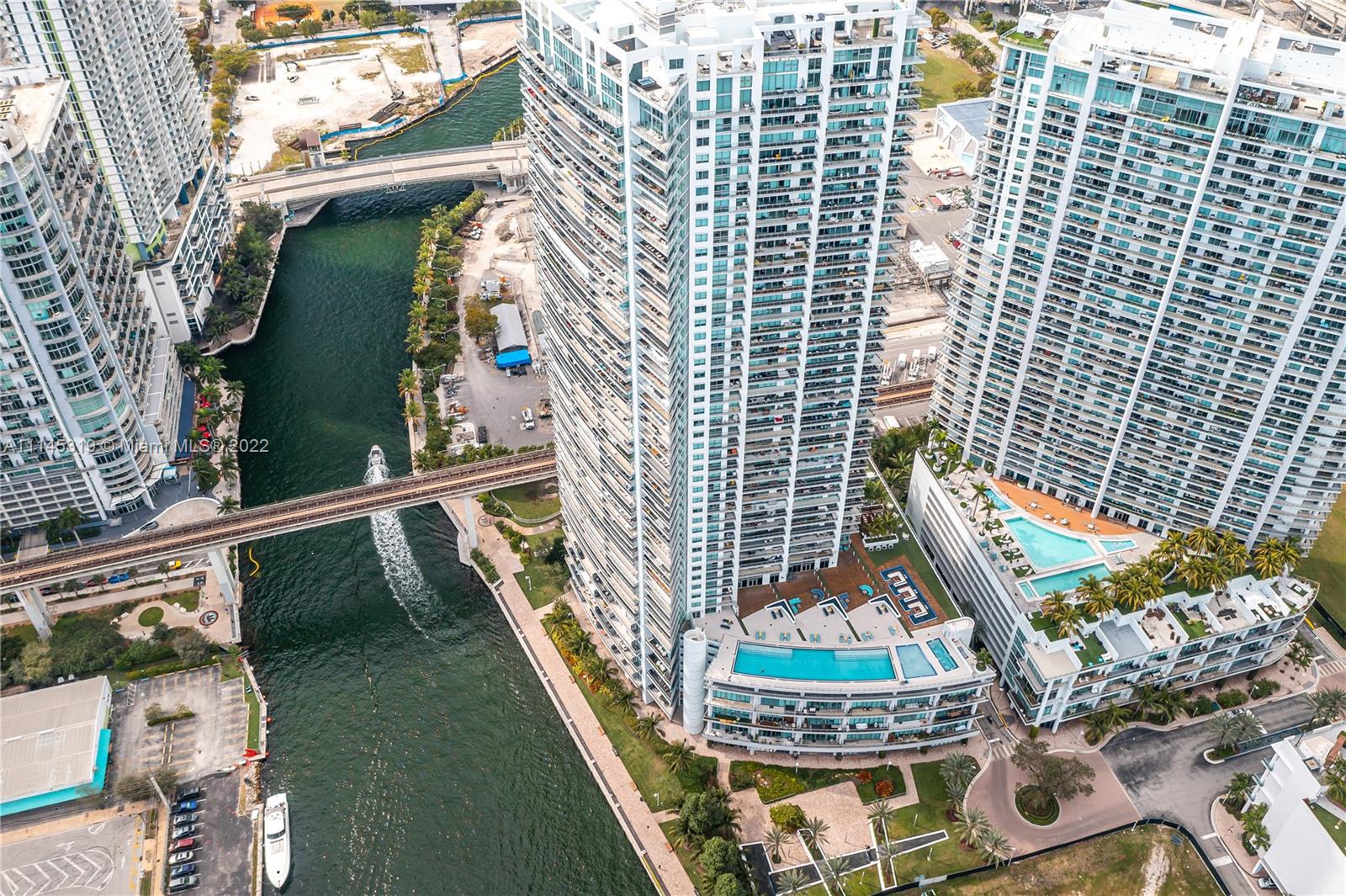 MINT CONDO - Residential Lease