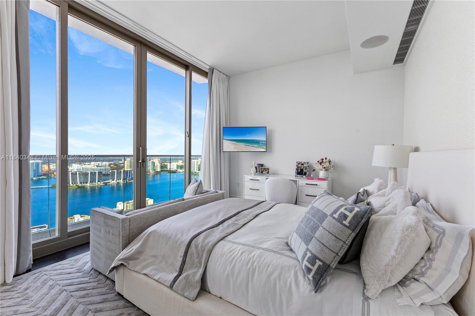 777 VIA ACQUALINA CONDO - Residential