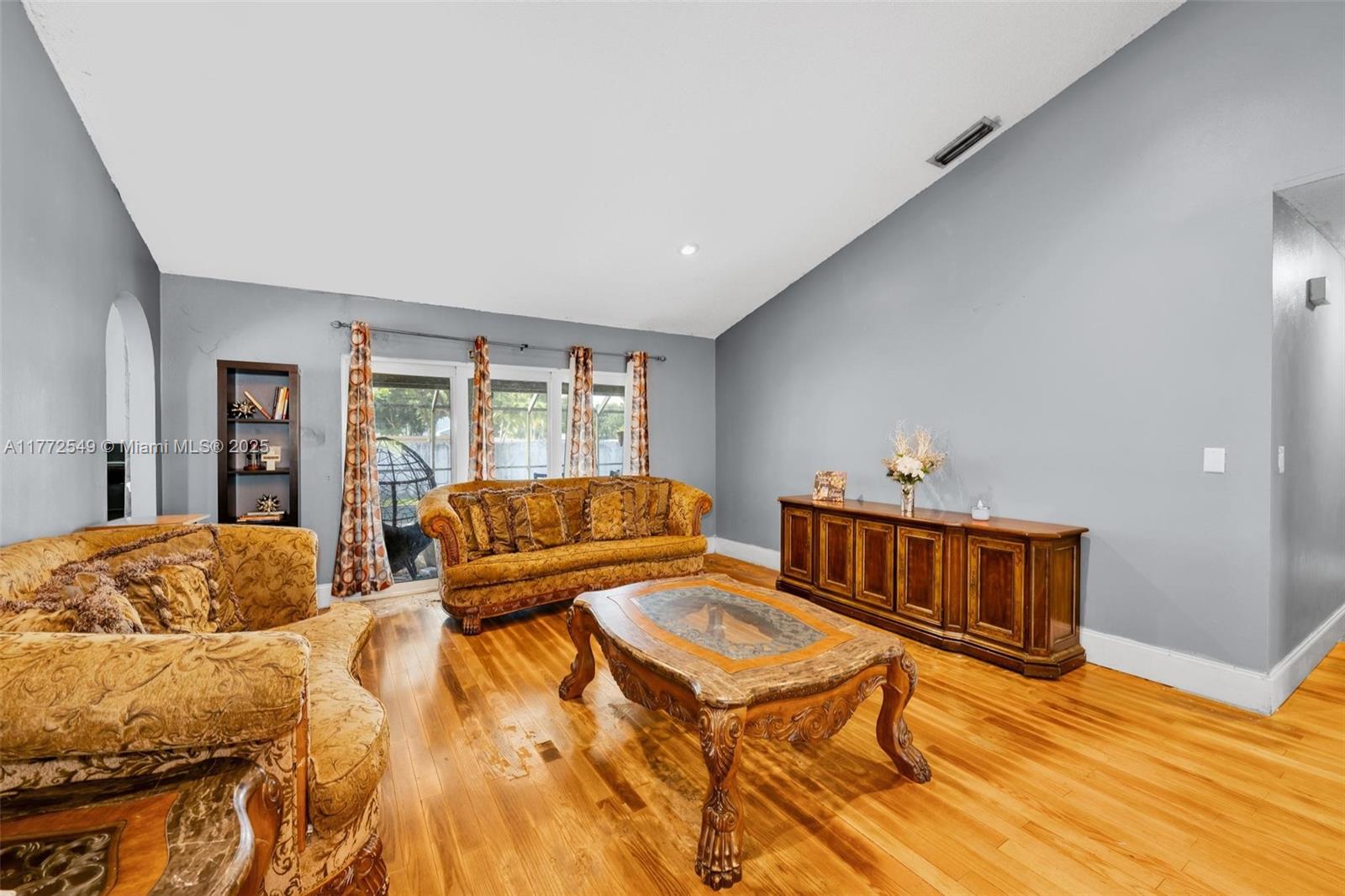 ¤TURTLE BAY SEC 1 - Residential