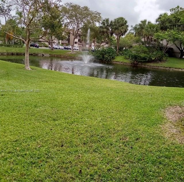 VILLAS DE VENEZIA - Residential Lease