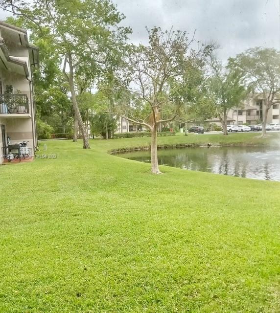 VILLAS DE VENEZIA - Residential Lease