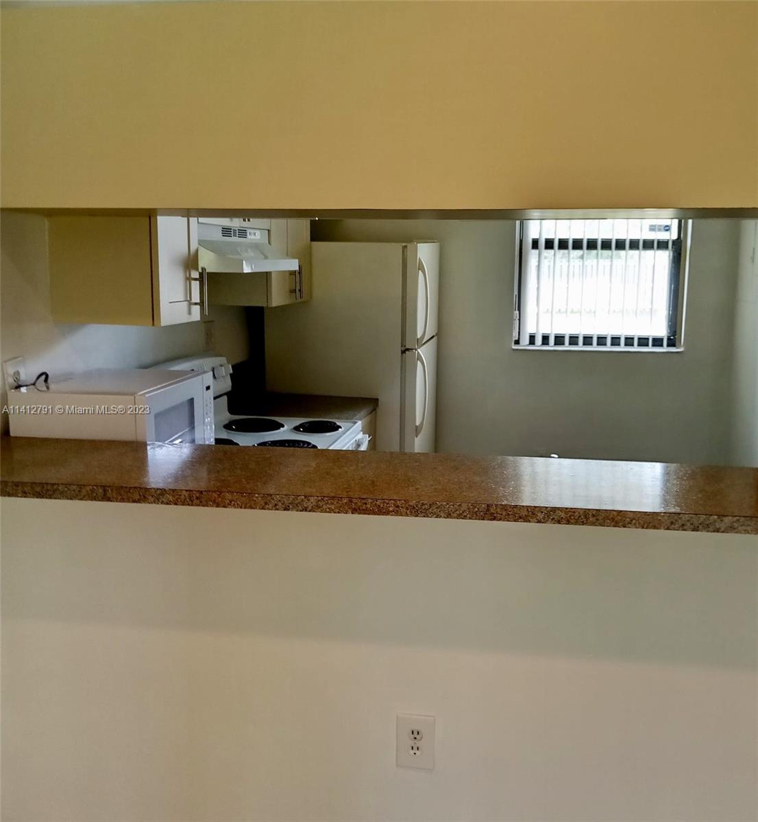 VILLAS DE VENEZIA - Residential Lease