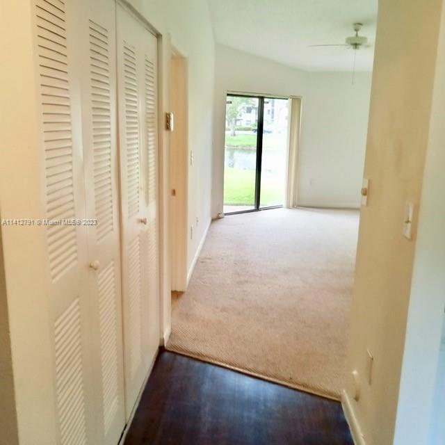 VILLAS DE VENEZIA - Residential Lease