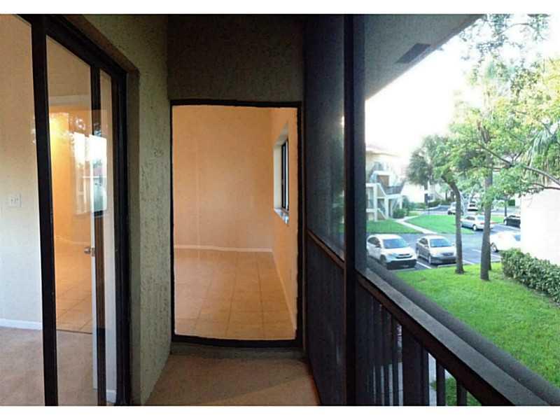 MARINA OAKS CONDO - Residential Lease