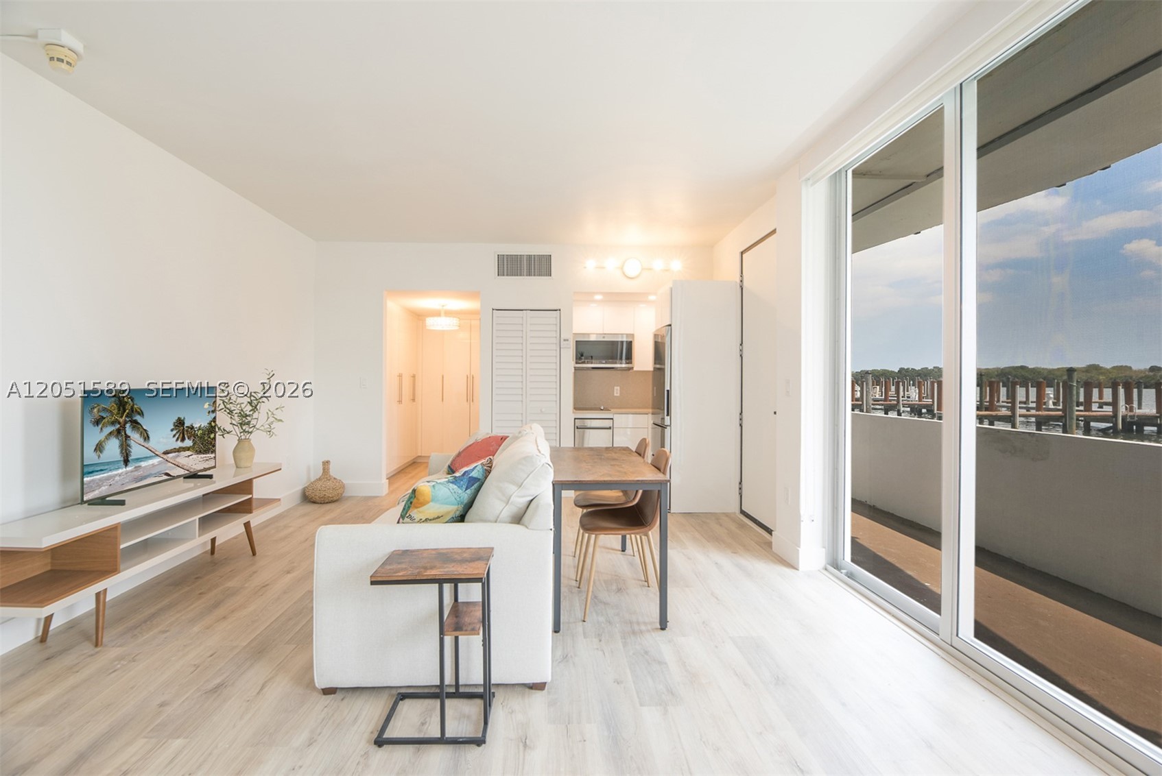PALM BAY CONDOMINIUM - Residential