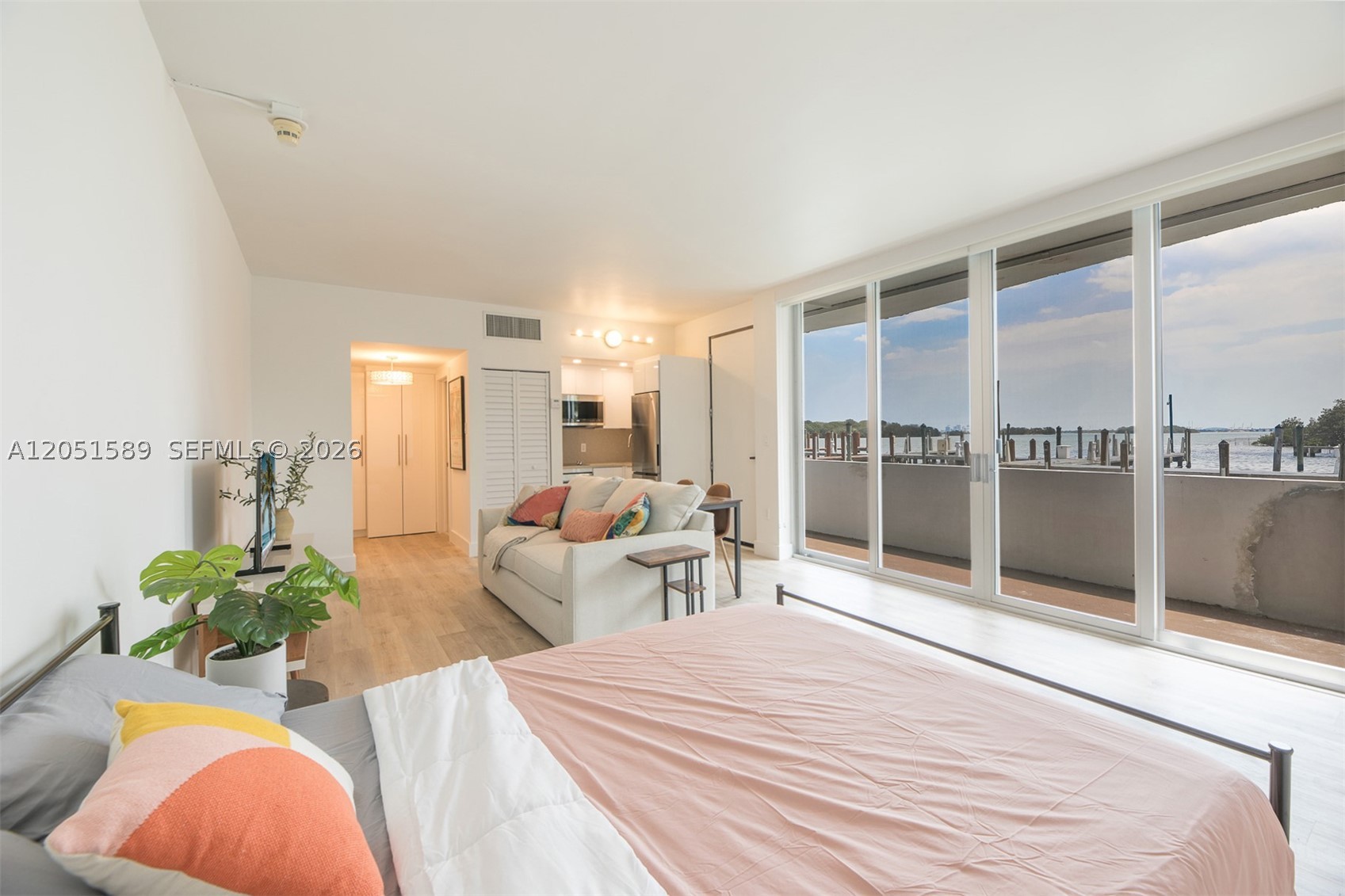 PALM BAY CONDOMINIUM - Residential