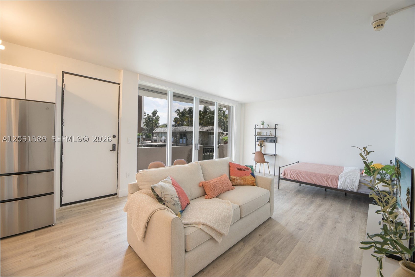 PALM BAY CONDOMINIUM - Residential