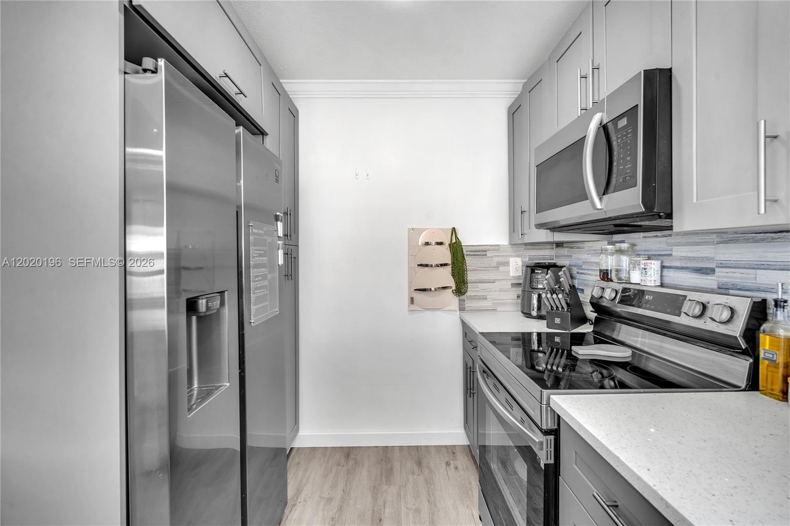 GREENGLADES CONDO III - Residential