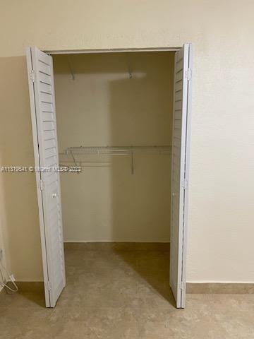 WEST END PARK AMD PL - Residential Lease