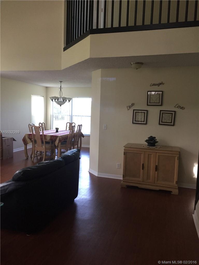 PINE RIDGE - Residential