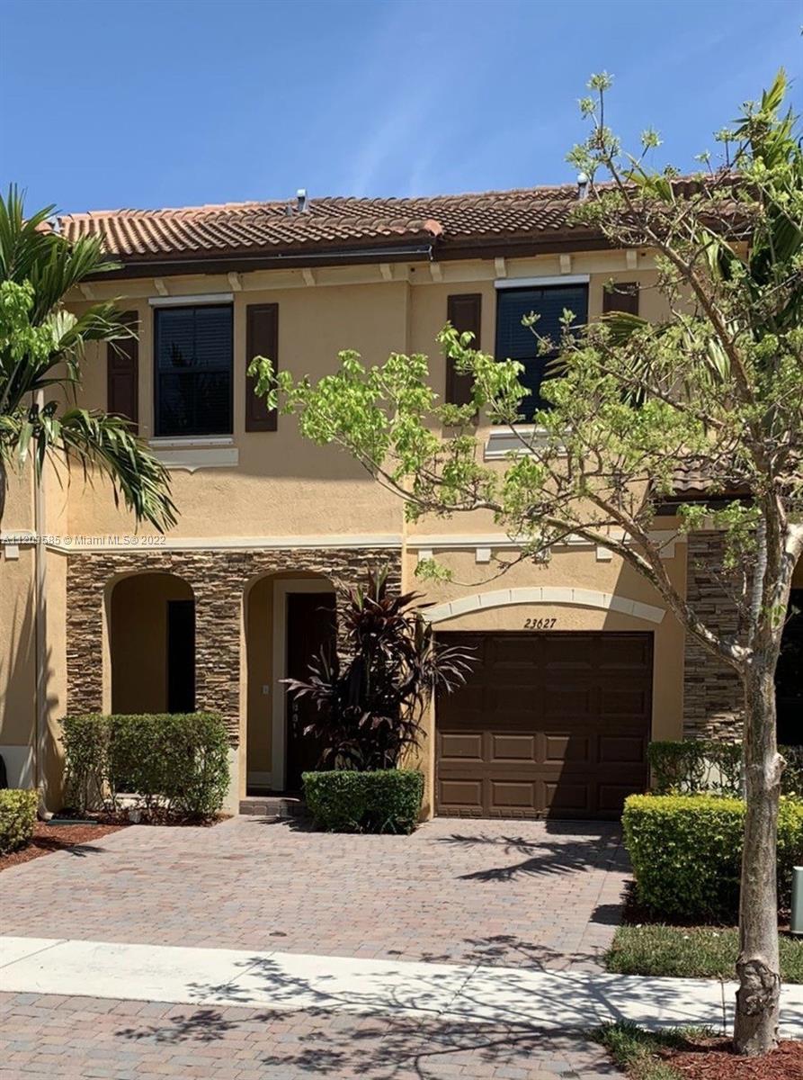SILVER PALM WEST - Residential Lease