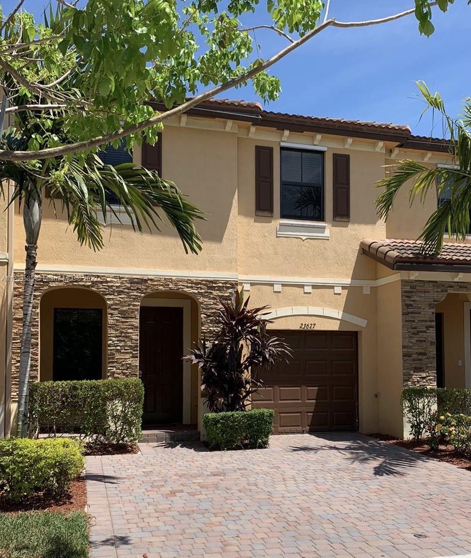 SILVER PALM WEST - Residential Lease
