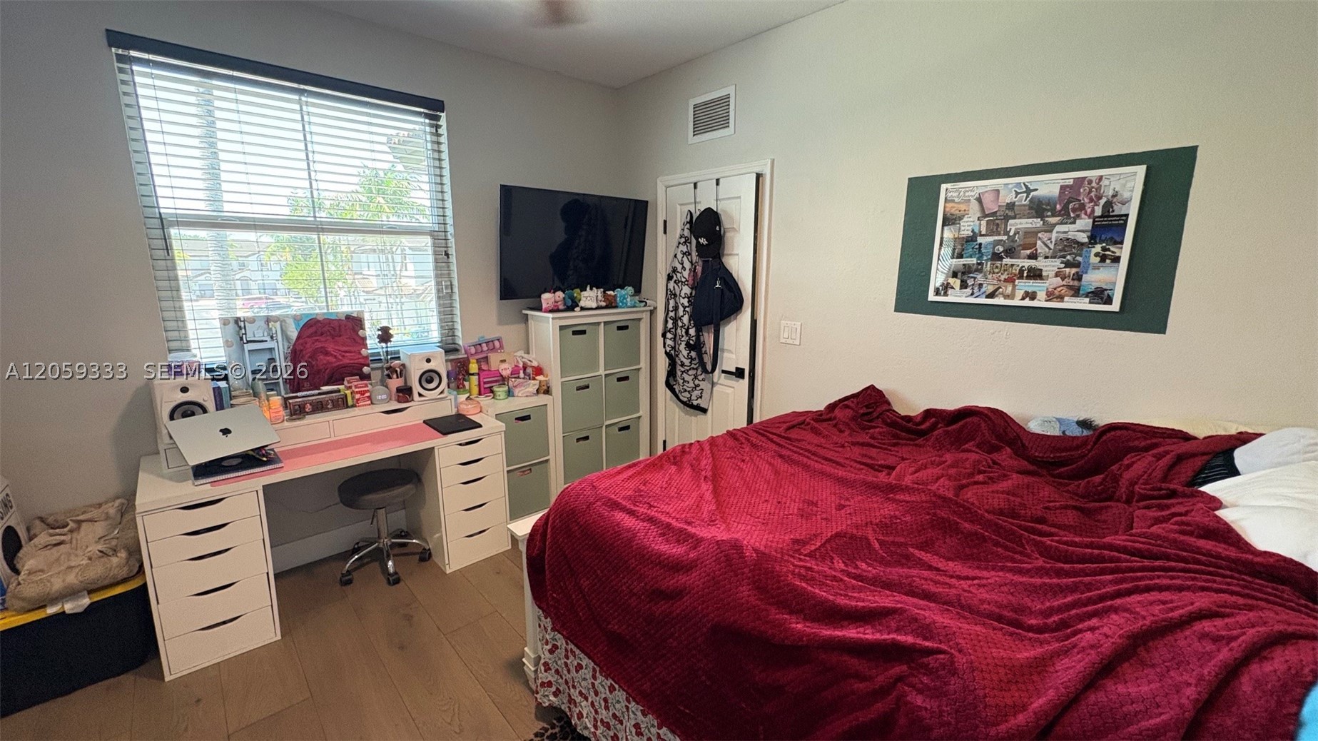 DORAL ISLES NORTH SEC TWO - Residential