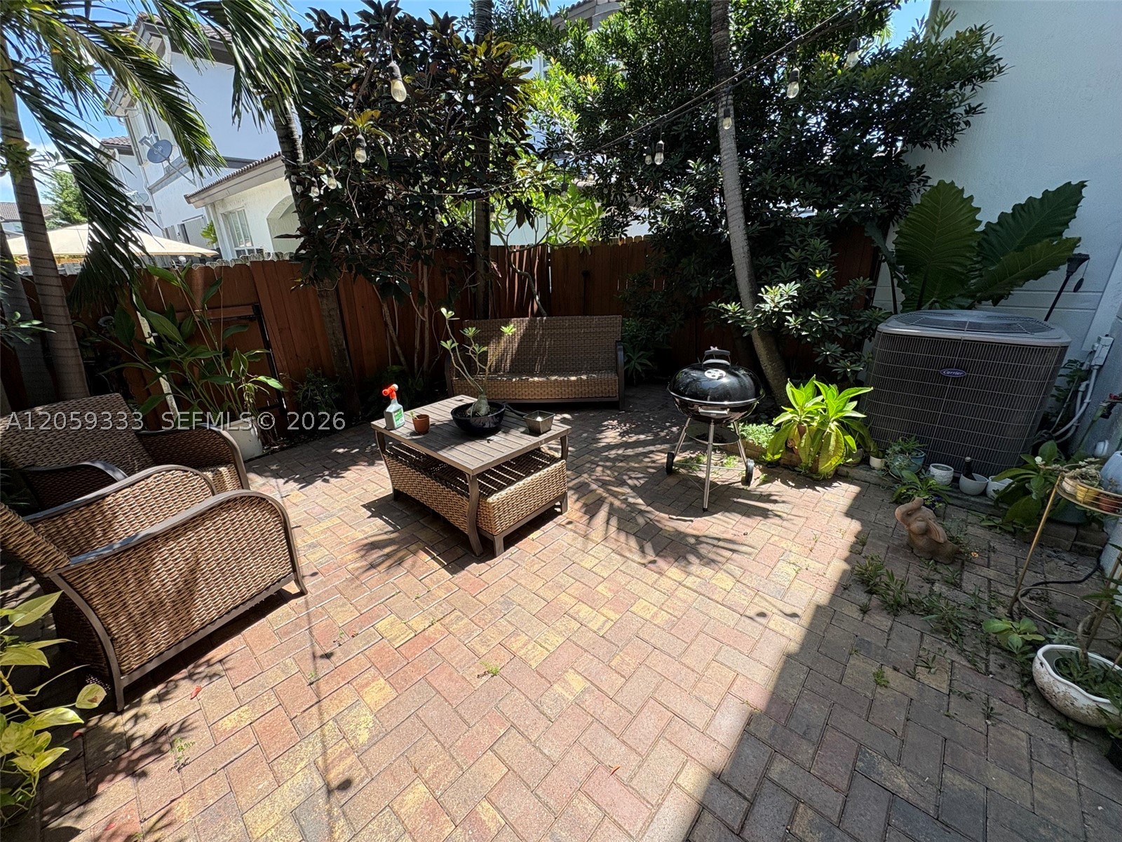 DORAL ISLES NORTH SEC TWO - Residential