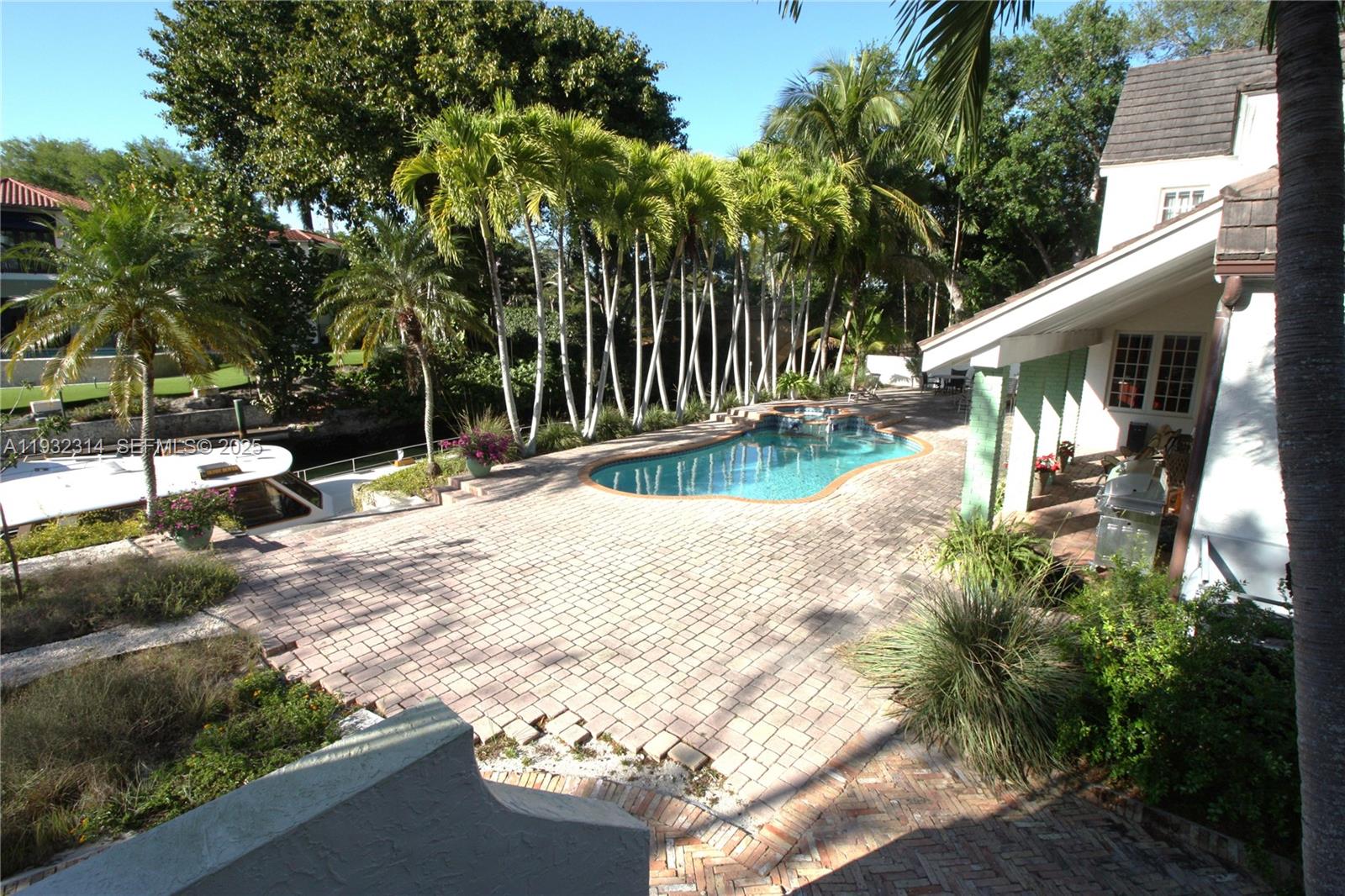 C GABLES RIVIERA SEC 12 - Residential