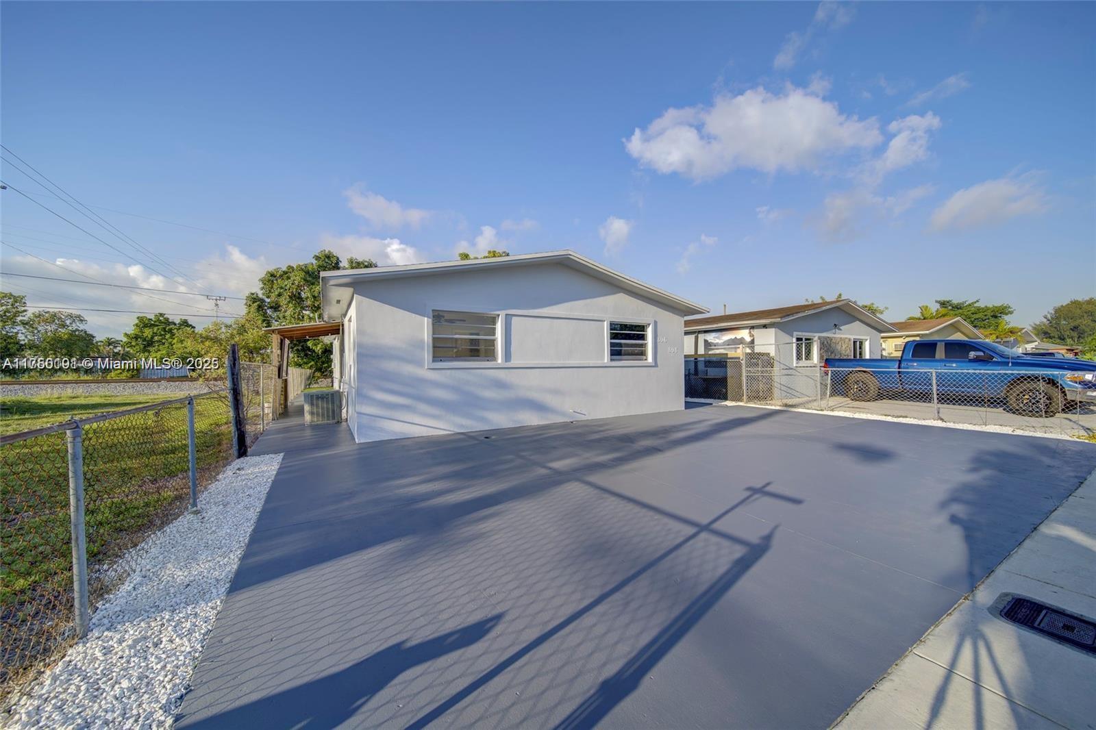 HIALEAH 13TH ADDN AMD PL - Residential Lease