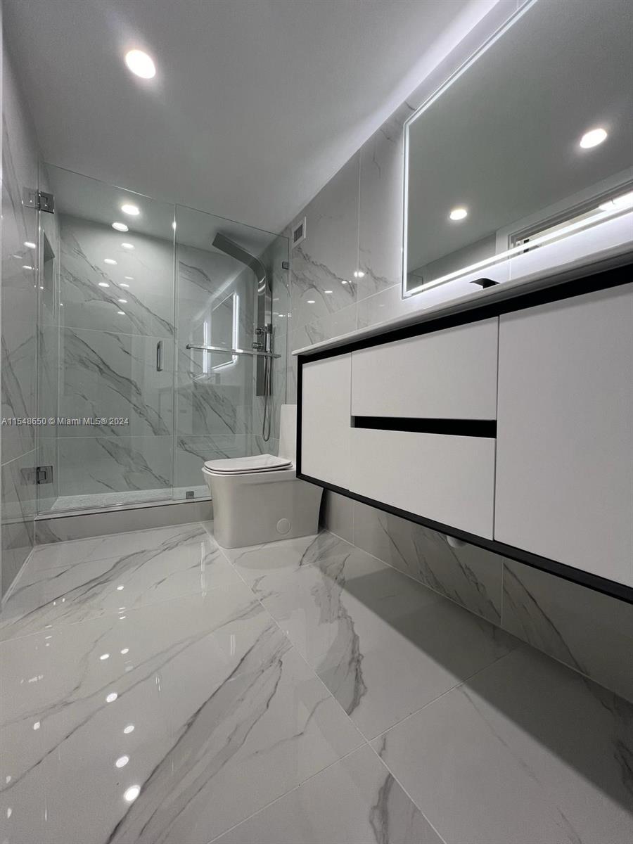 BUCKLEY TOWERS CONDO - EA - Residential