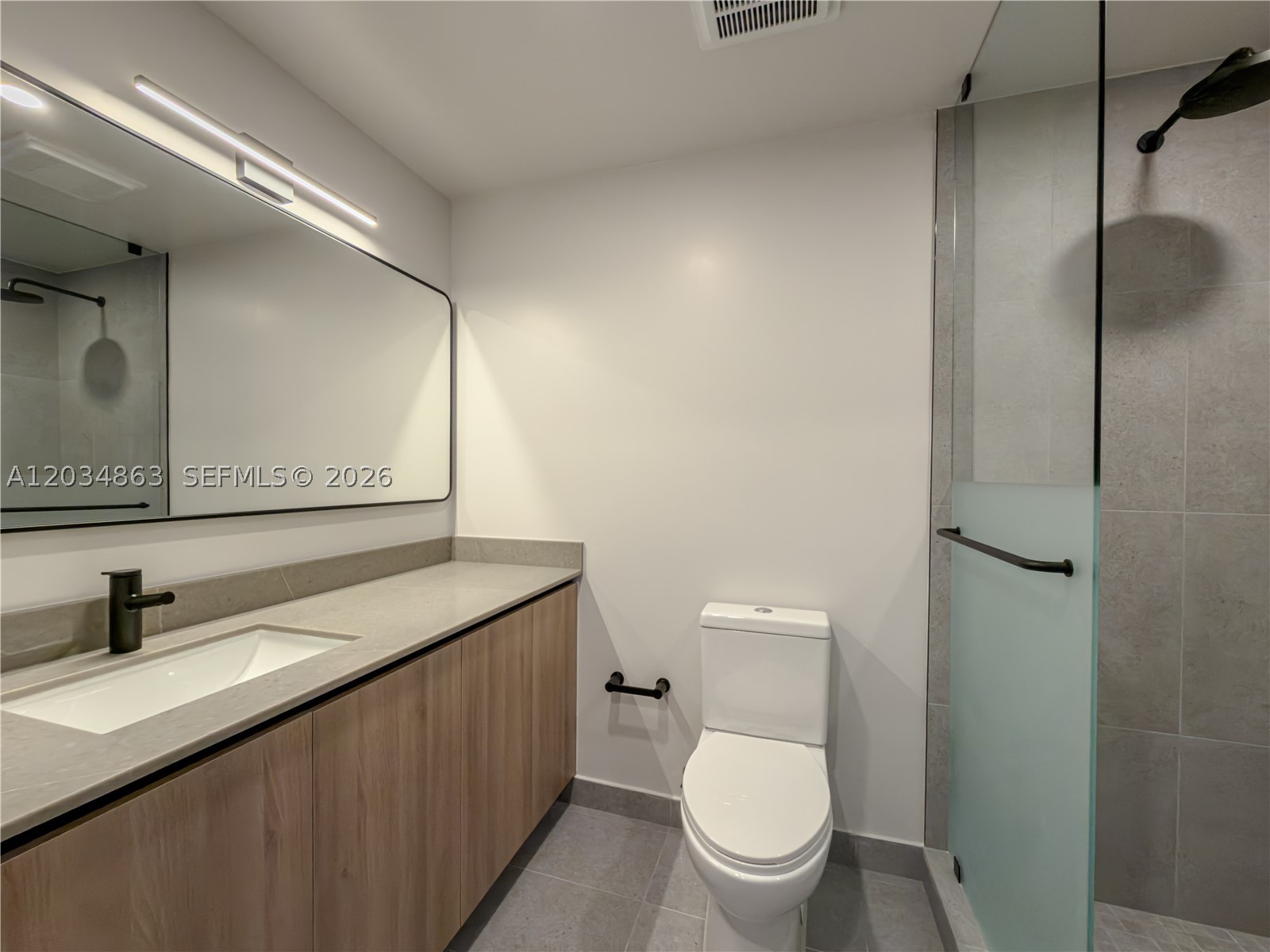 MIAMI NORTH - Residential Lease