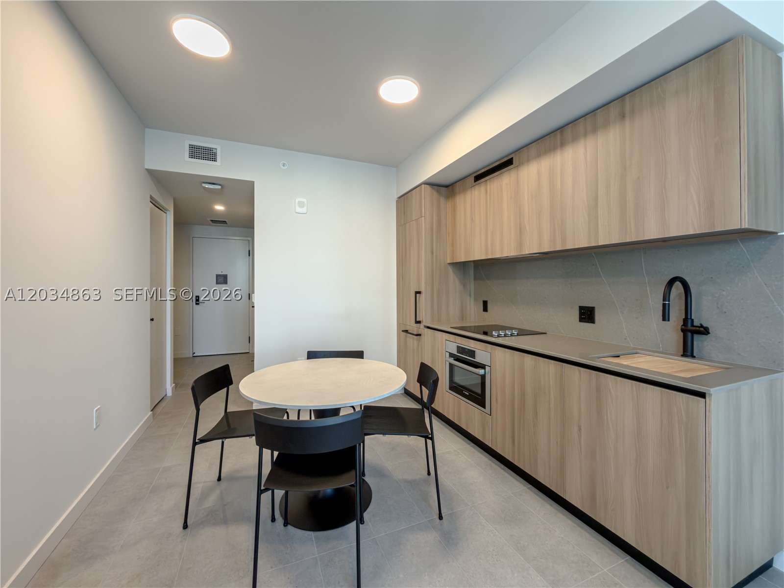 MIAMI NORTH - Residential Lease