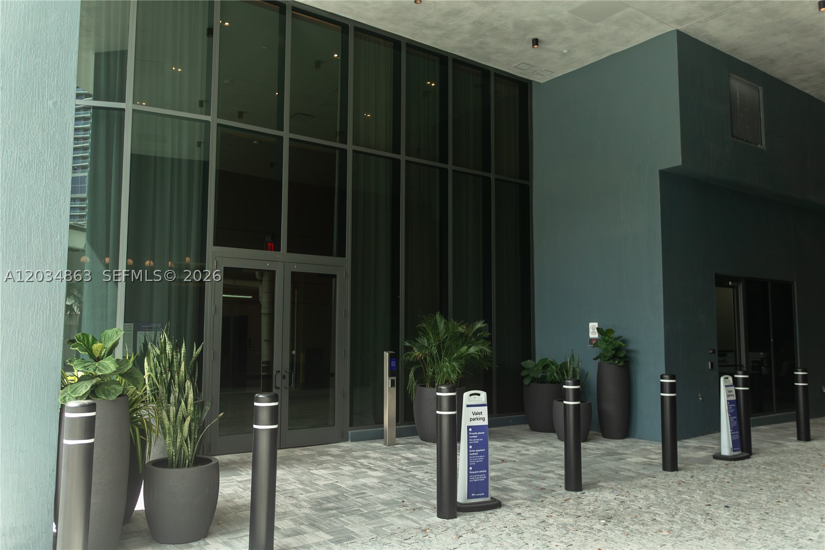 MIAMI NORTH - Residential Lease