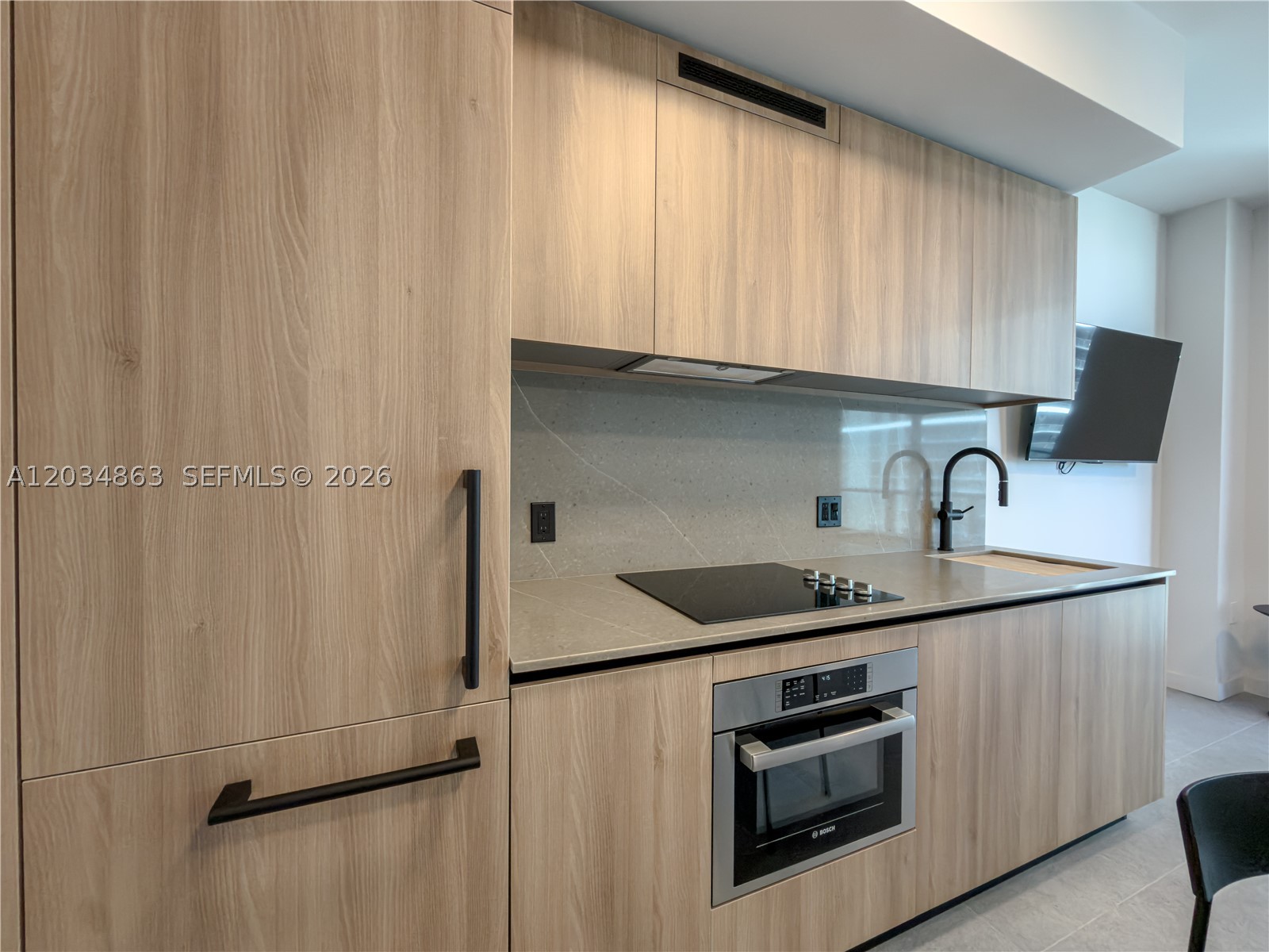 MIAMI NORTH - Residential Lease