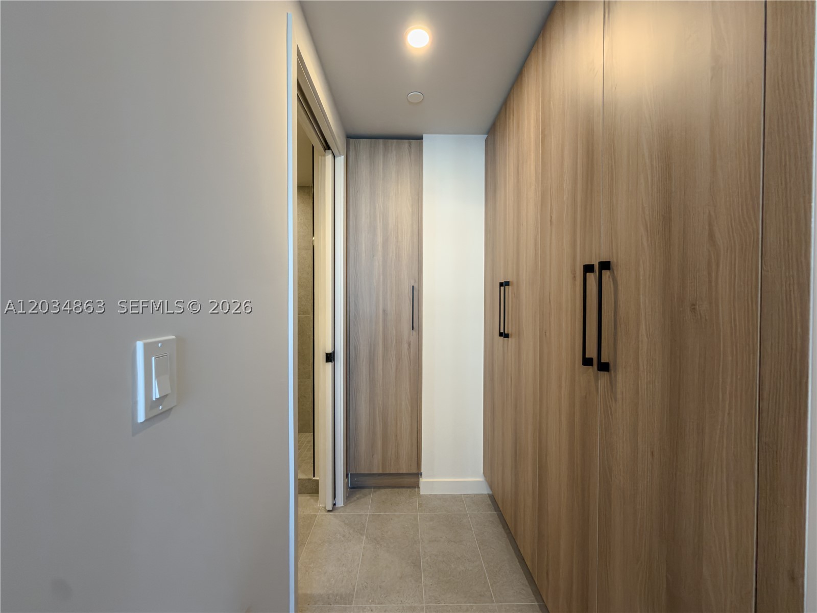 MIAMI NORTH - Residential Lease