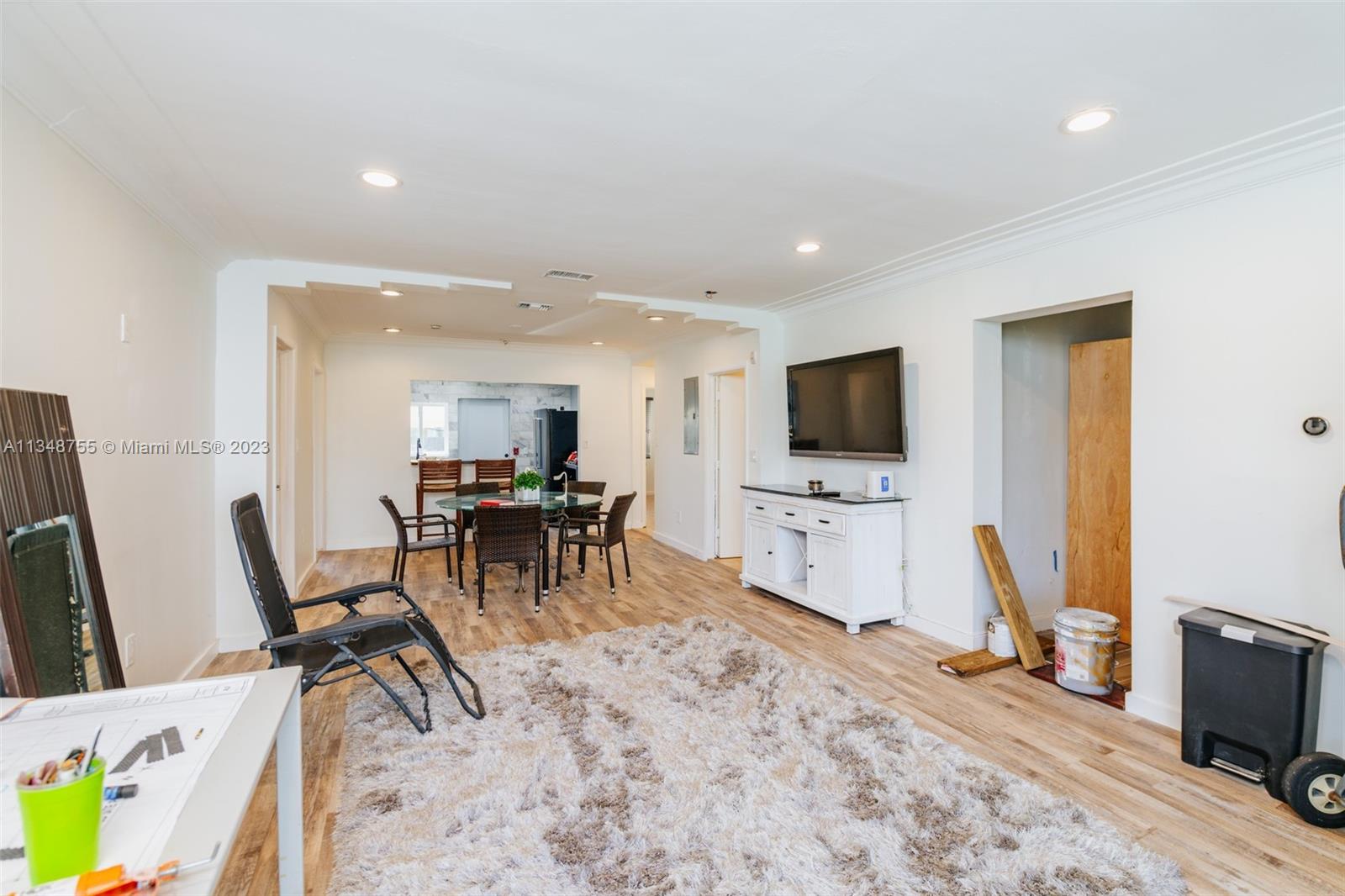 ISLE OF NORMANDY MIAMI VI - Residential