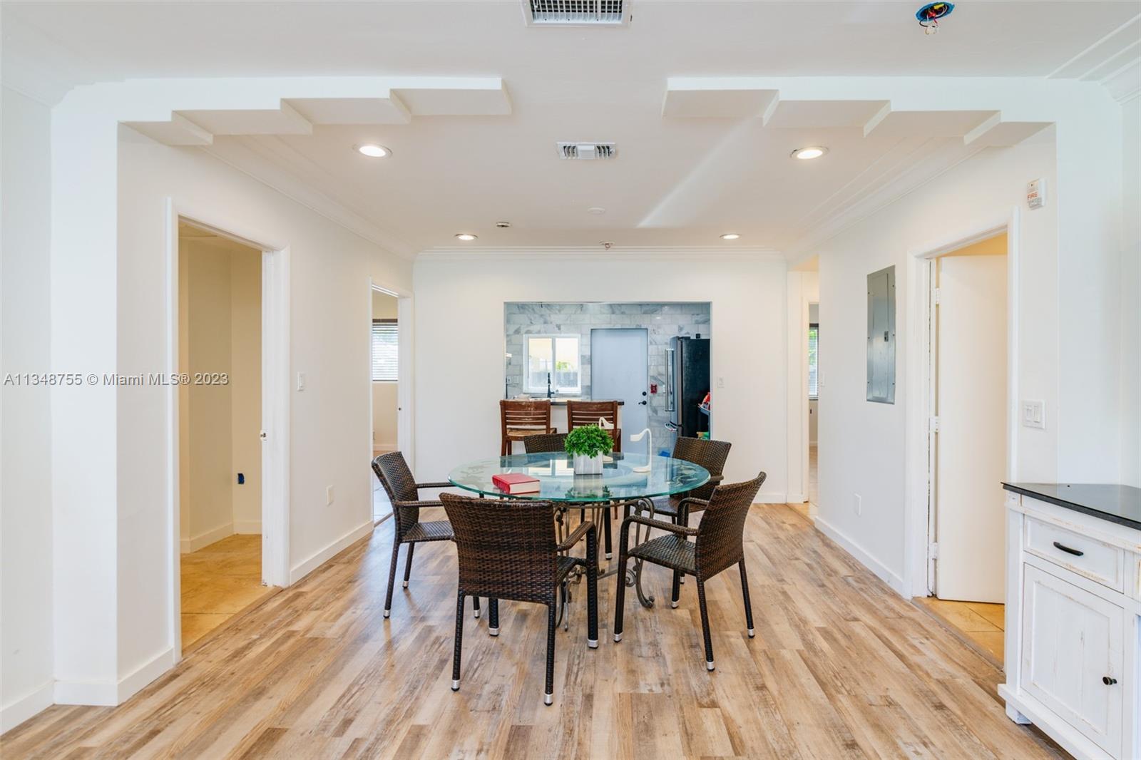 ISLE OF NORMANDY MIAMI VI - Residential