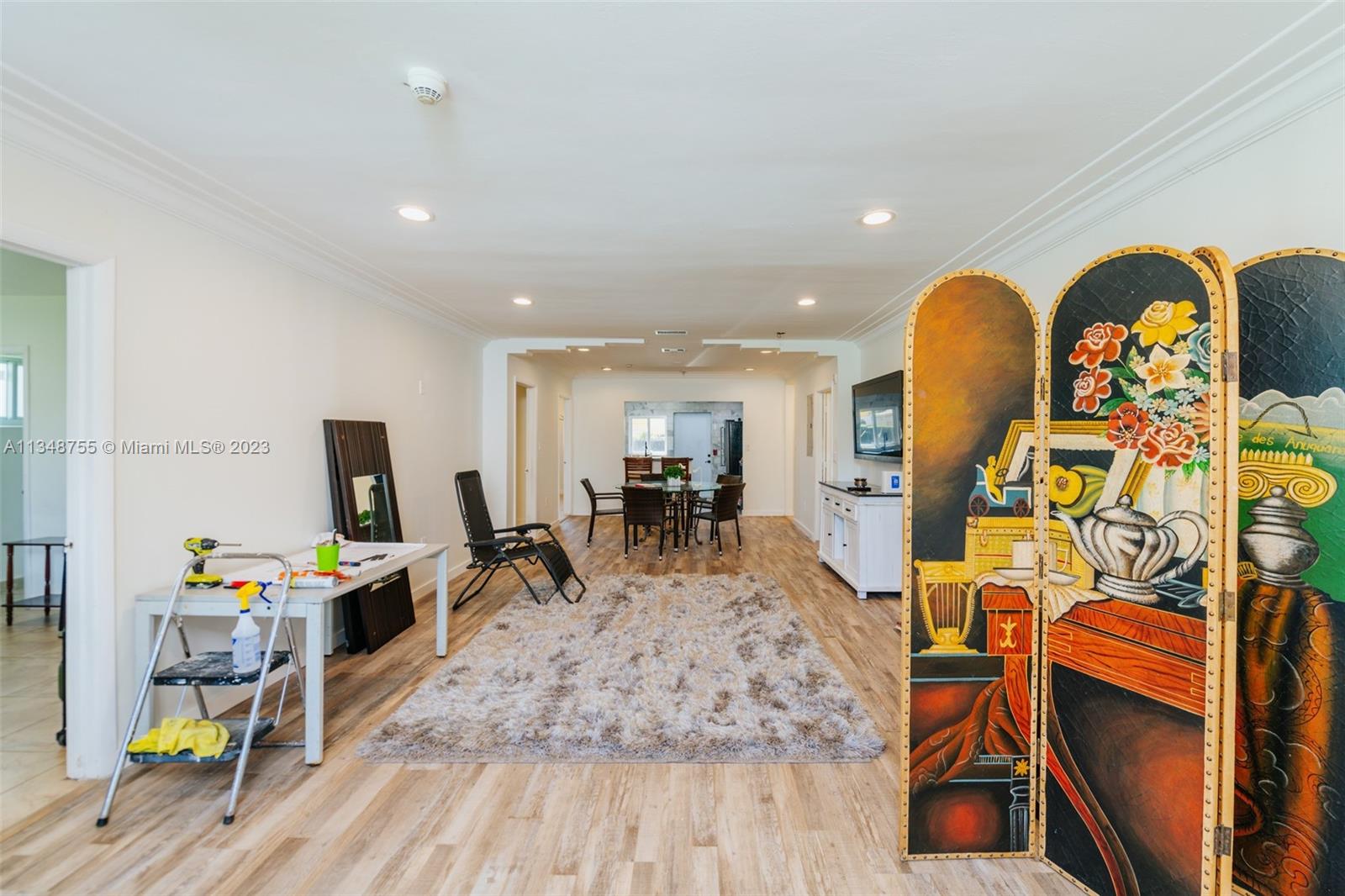 ISLE OF NORMANDY MIAMI VI - Residential